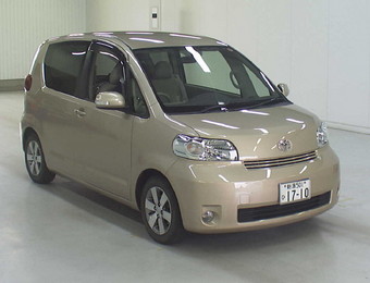 Toyota Porte 2009