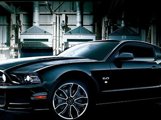 Ford Mustang V8 GT Coupe The Black