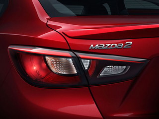 Седан Mazda2