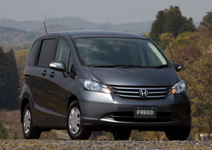 Японские автомобили - Honda Freed  на основе Fit-Jazz