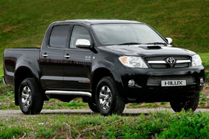 Японские автомобили - Toyota Hilux в Великобритании