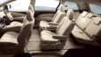 toyota estima hybrid G Side Lift- up Seat model фото 3