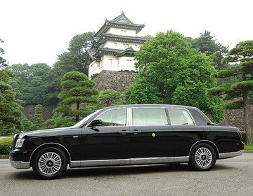 Toyota Century Royal фото