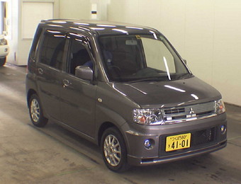 Mitsubishi Toppo S 2009