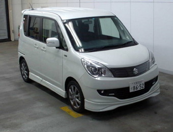 Suzuki Solio 2012