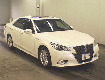 Toyota Crown 2013