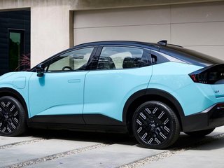 nissan leaf 2025
