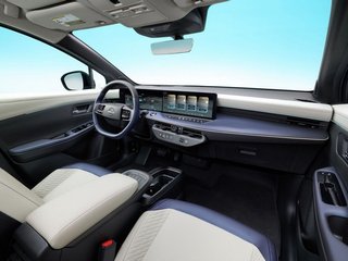 nissan leaf 2025