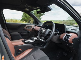 электромобиль Suzuki e-Vitara электромобиль Suzuki e-Vitara