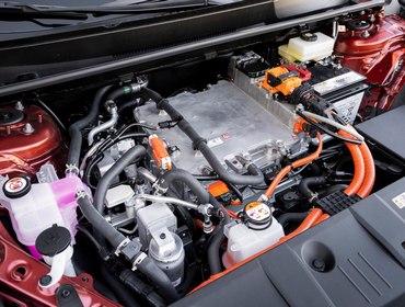 электрический Toyota C-HR электрический Toyota C-HR