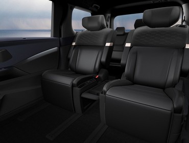 Nissan Elgrand AUTECH