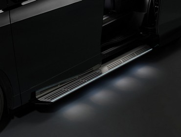 Nissan Elgrand AUTECH