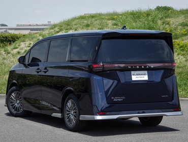 Nissan Elgrand AUTECH