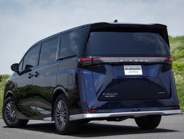 Nissan Elgrand AUTECH