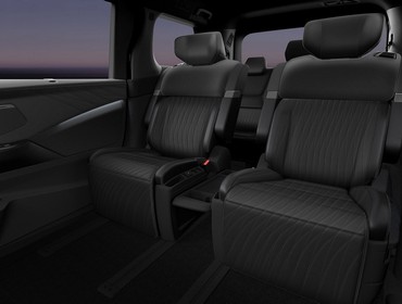 Nissan Elgrand AUTECH