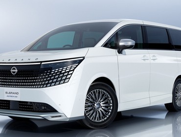 Nissan Elgrand AUTECH