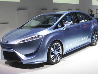 Toyota FCV-R Concept