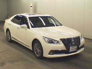 Toyota Crown 2014