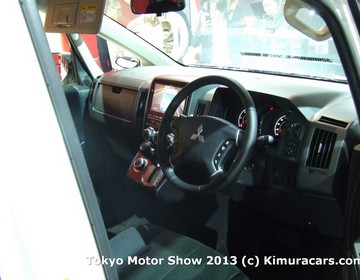 Mitsubishi Delica D:5 фото