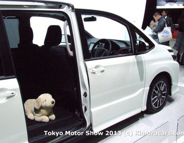 Toyota Voxy Concept фото