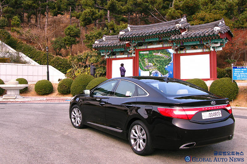 Luxury тг. Hyundai Grandeur q240. Hyundai Grandeur 2010. Hyundai Grandeur 240. Hyundai Grandeur TG.