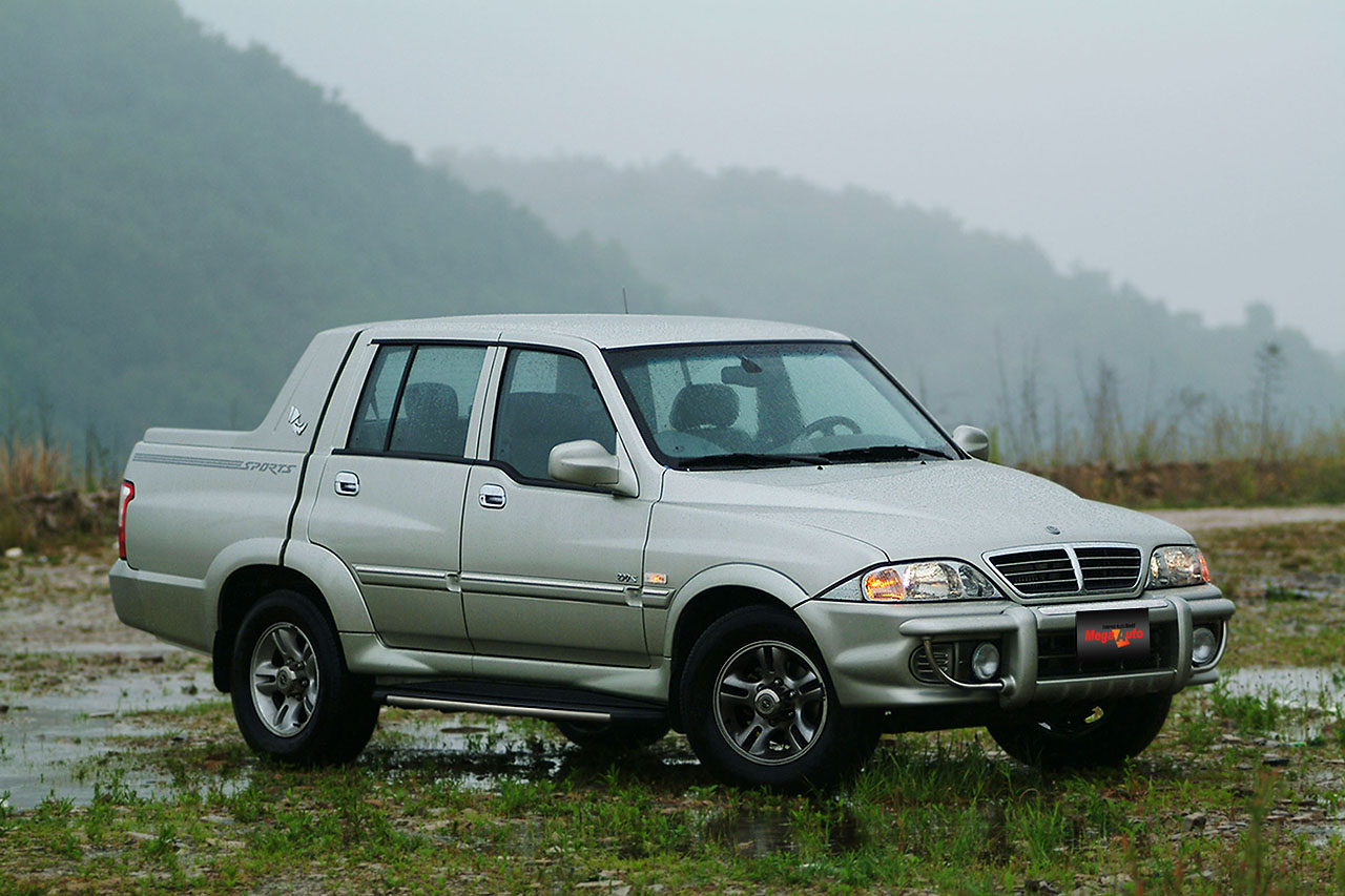 Ssangyong musso sports. ССАНГЙОНГ Муссо. SSANGYONG Musso Sport. Санг Йонг Муссо спорт. SSANGYONG Musso 1.